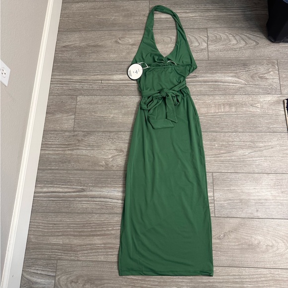 Elegant Green Halter Maxi Dress with front cut outs and wrap around tie - Picture 4 of 6